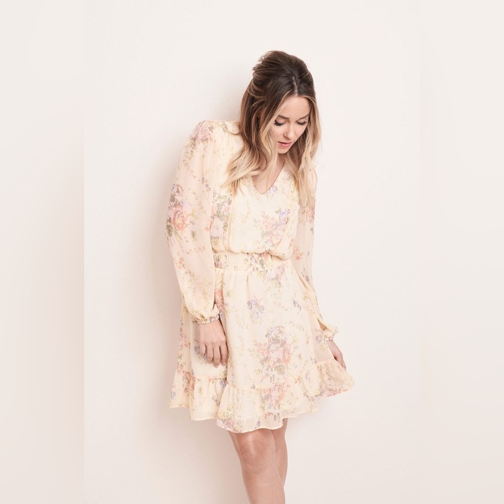 LC Lauren Conrad V-Neck Flounce Dress Yellow Floral Chiffon Size XL
